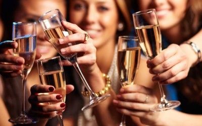 Cómo hacer un brindis