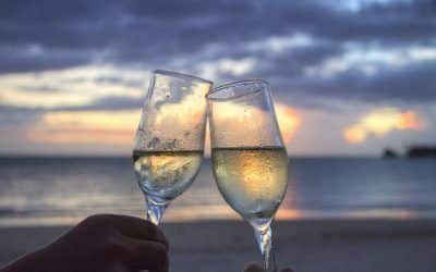 Cómo hacer un brindis usando contrastes